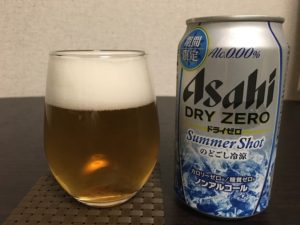 ドライゼロ Summer Shot缶とグラス